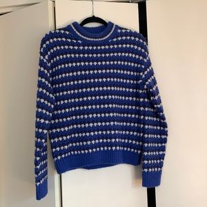 Knit sweater